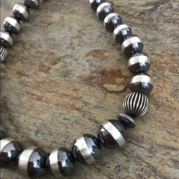 Sterling Silver Graduated Necklace.